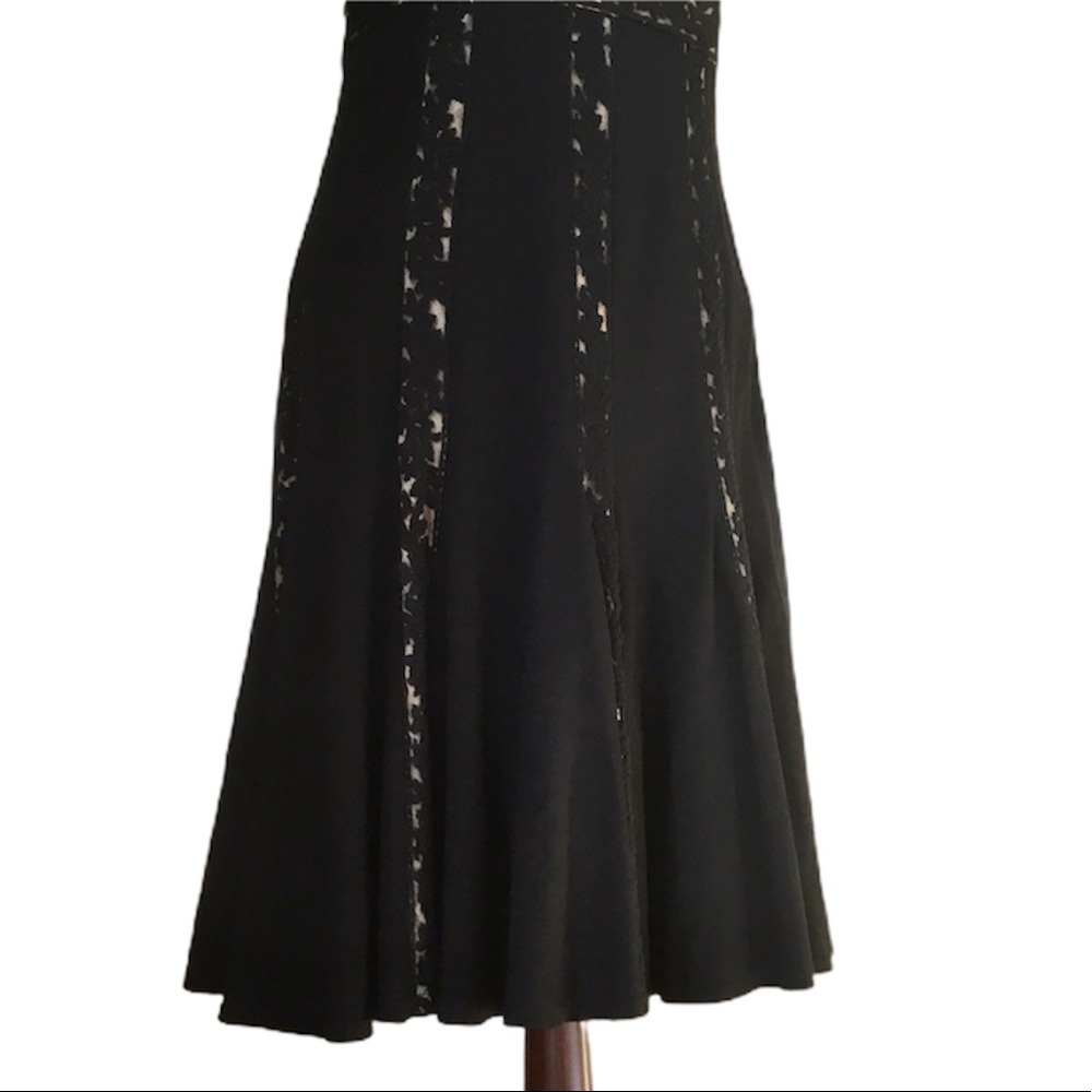 Tadashi Shoji Pintuck Jersey And Lace Dress - Picture 3 of 6